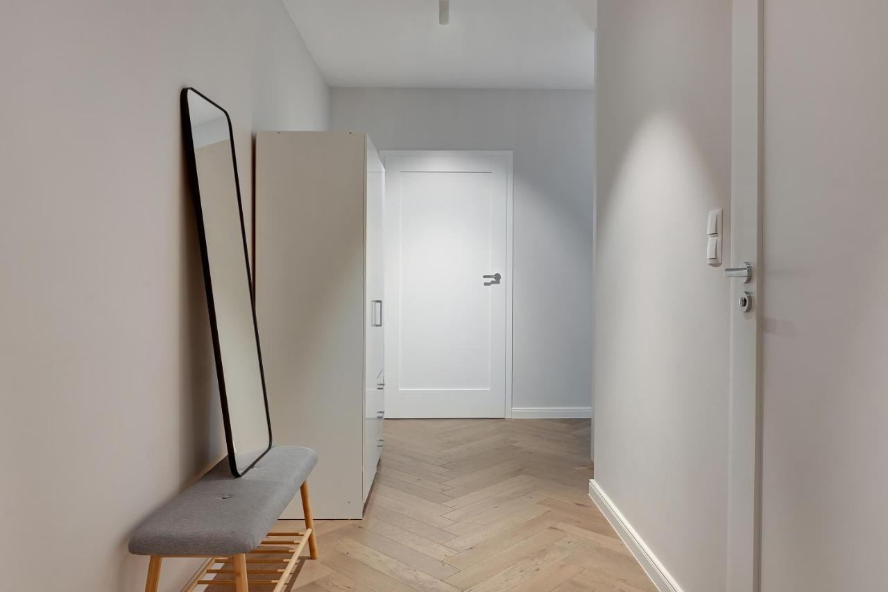 Bank Polski City Center Apartment With Parking By Lion Apartments Гдиня Екстериор снимка